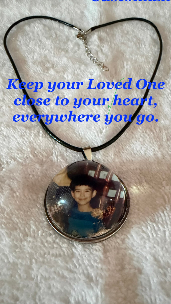 "Bold Bubble" Customized Photo Pendant [Cat. # BldBbl-pndt-410]