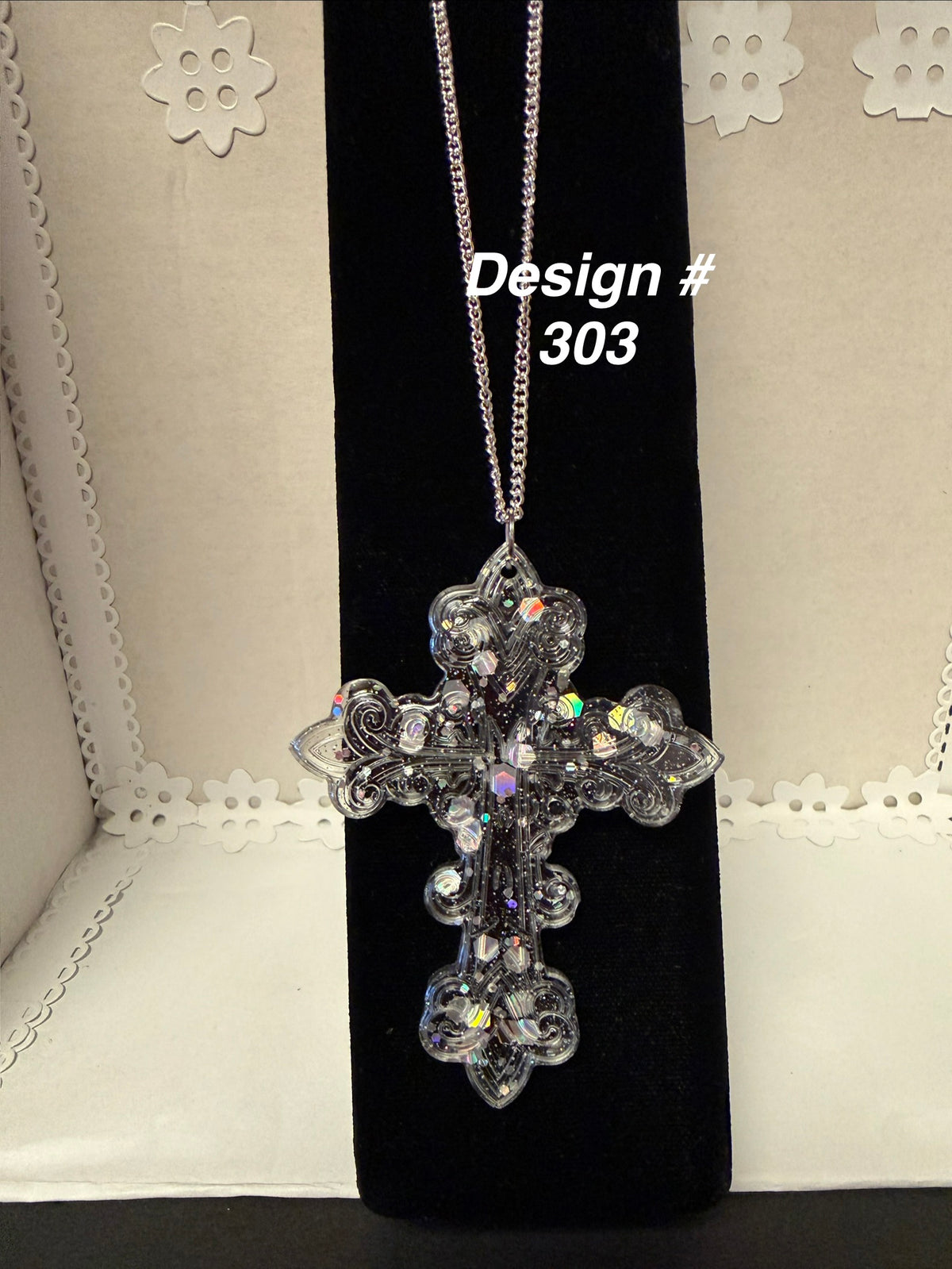 Cross Pendant Necklace (Cat.#CRS-Des#303)